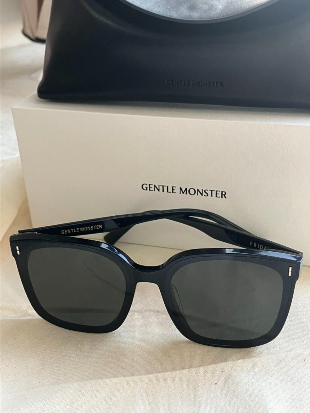 GENTLE MONSTER Square Sunglasses